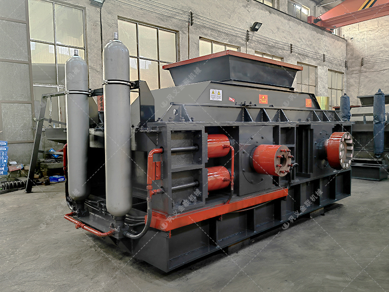 大型液壓對輥制砂機規格型號及技術參數簡介 大型液壓對輥制砂機規格型號及技術參數簡介